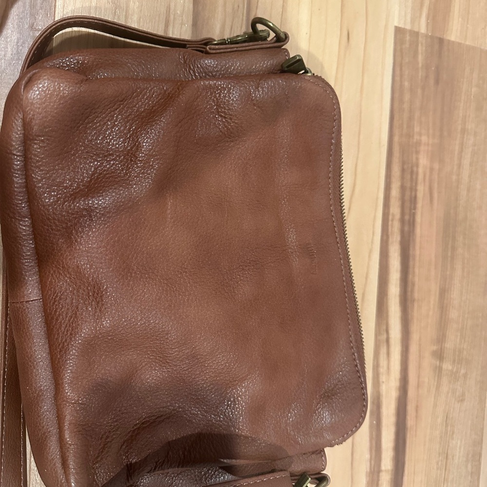 Elegant Brown Leather Crossbody Bag‎ - Picture 5 of 6